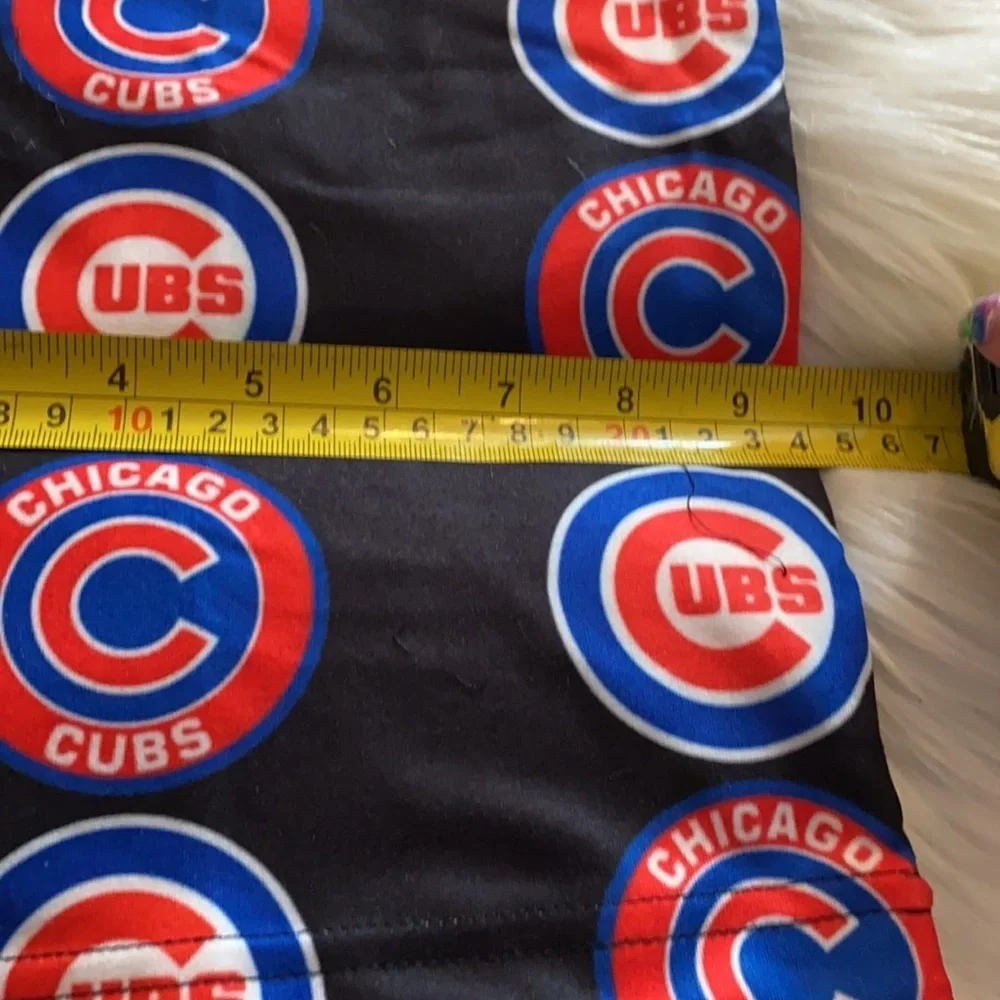 New without tags cubs face covering